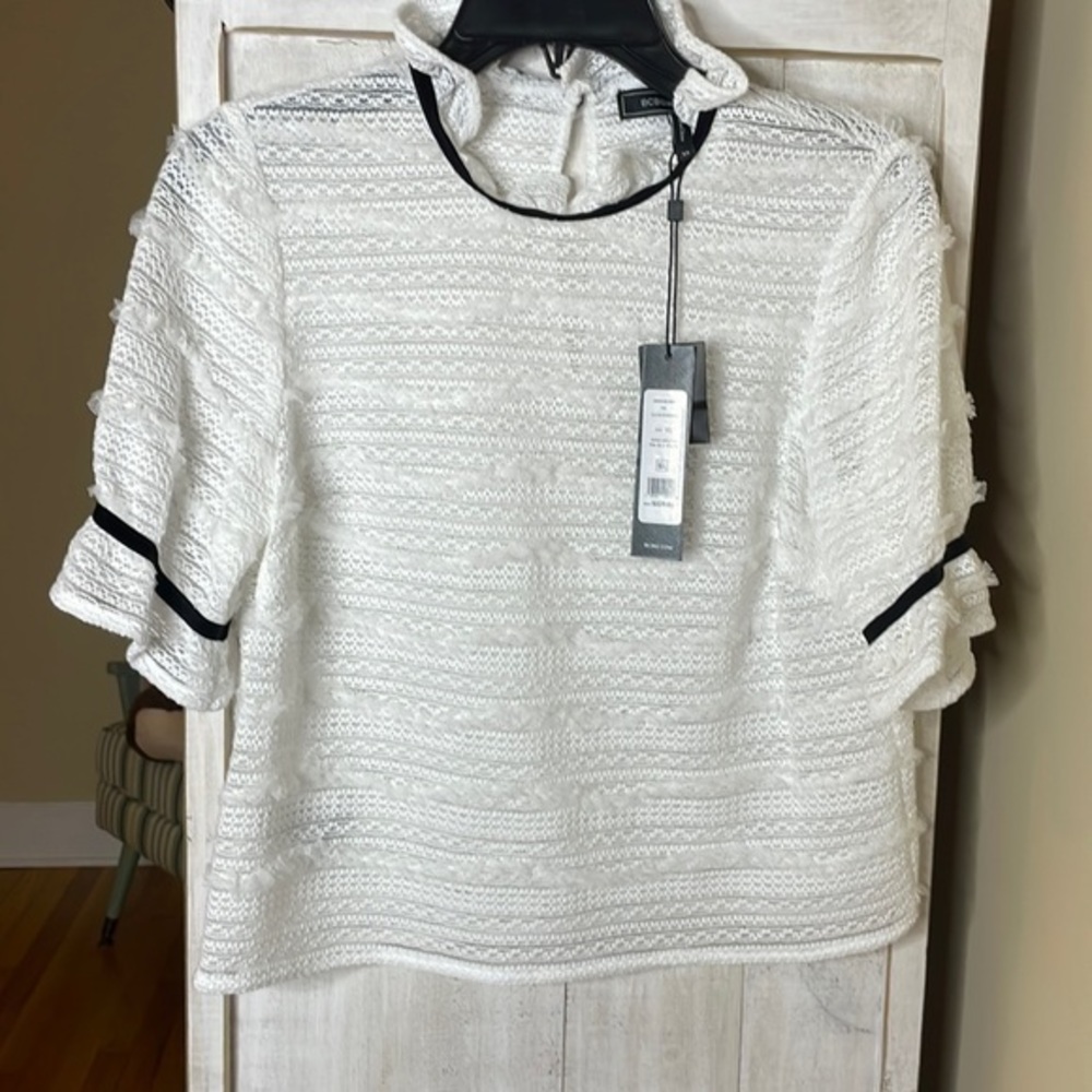 NWT BCBG Maxazria black and white top size XS